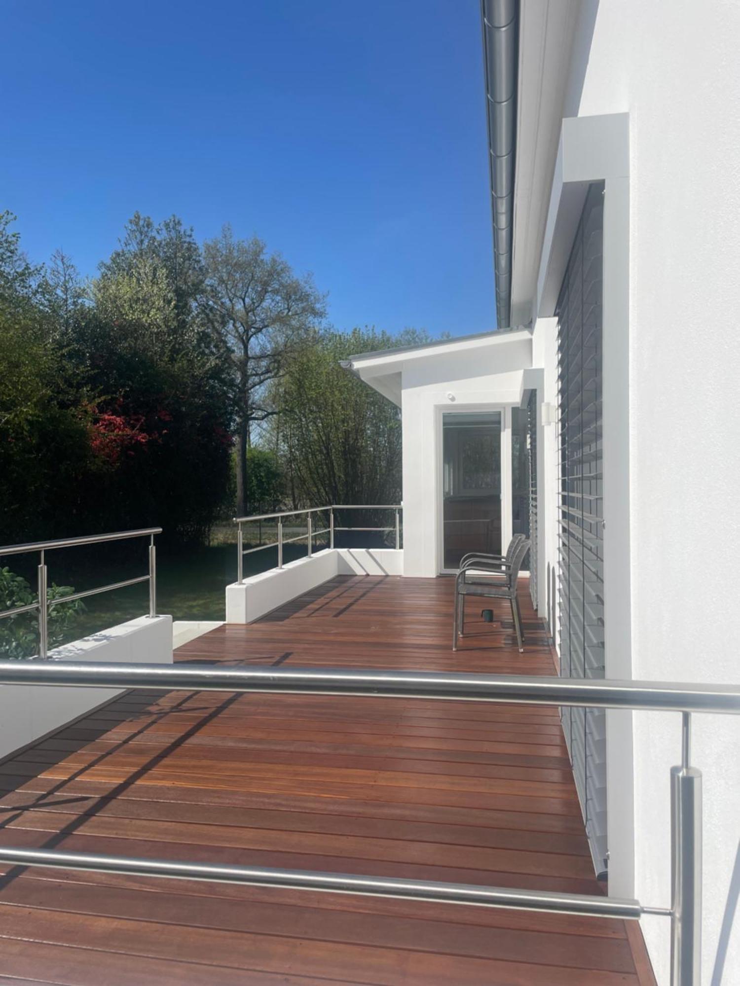 Appartement Mit 2 Schlafzimmern Und Terrasse Halle  Exterior foto